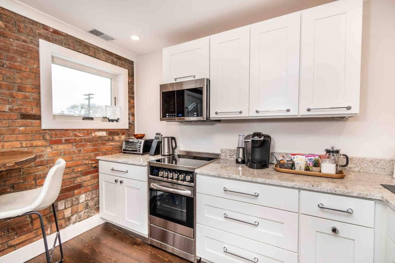 Apartament Luxury Design Focused, Detroit Themed Apt Near Downtown In The Art District Zewnętrze zdjęcie